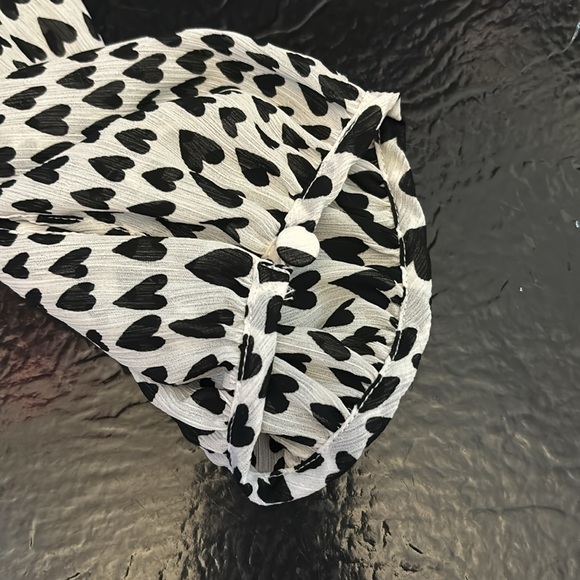 J crew chiffon blouse XL with black hearts and ruffles NWOT - Picture 3 of 5